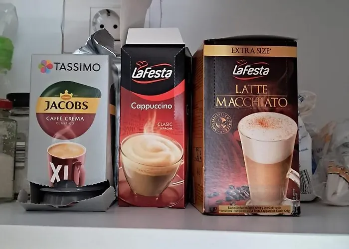 Malul Marii - First Line Cu La Mare * Navodari