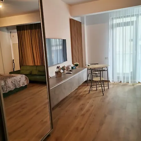 Malul Marii - First Line Cu La Mare Apartment Navodari