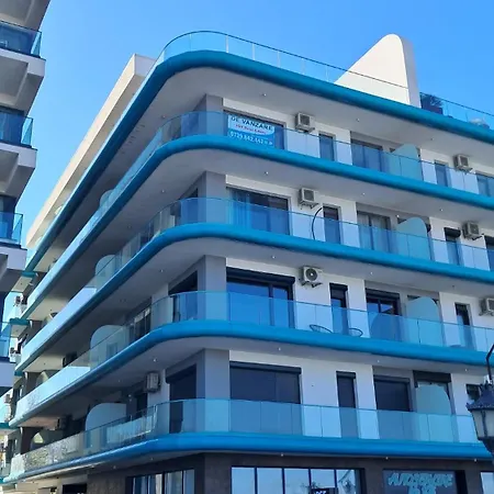 Malul Marii - First Line Cu La Mare Appartement Năvodari